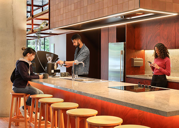 Students making coffee in breakfast bar at Iglu Flagstaff Gardens.